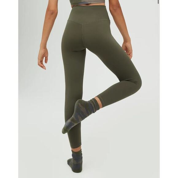 NWT OFFLINE By Aerie Real Me High Waisted Legging In Olive Daze Size Small Short - Picture 2 of 9